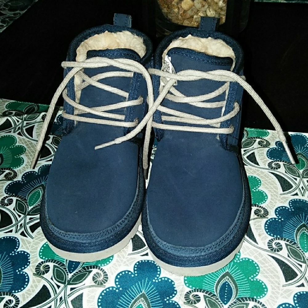 Young boy's ugg boots
